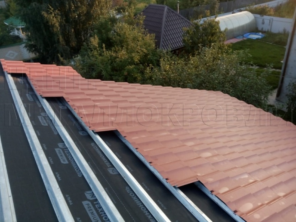 Металлочерепица Геркулес 8004 терракотовый Стальной Бархат от Центра Металлокровли в Петропавловске